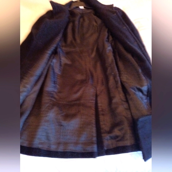 Black Wool Overcoat - Picture 4 of 12